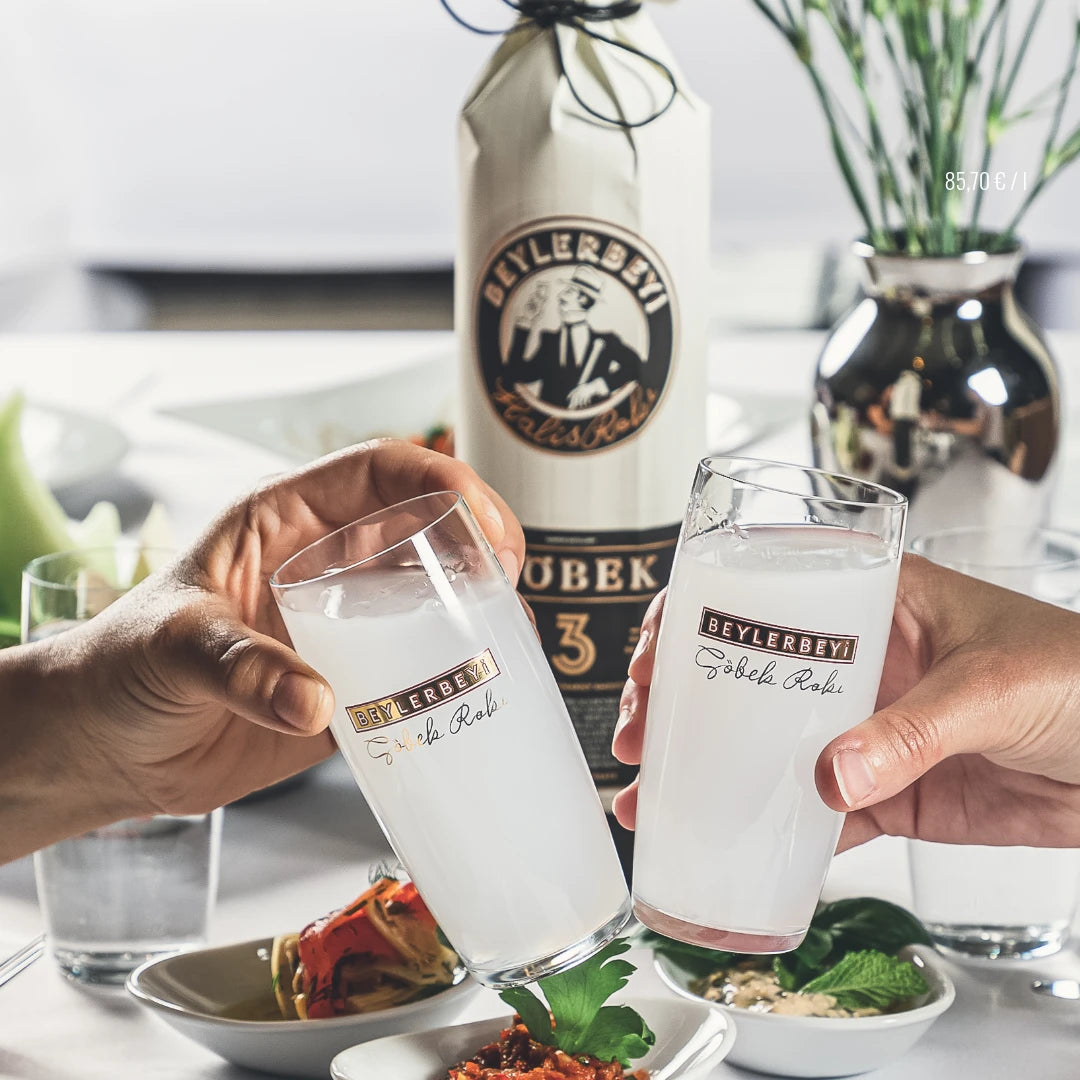 Beylerbeyi Göbek Rakı 70 cl | Türkischer Göbek Rakı kaufen ...