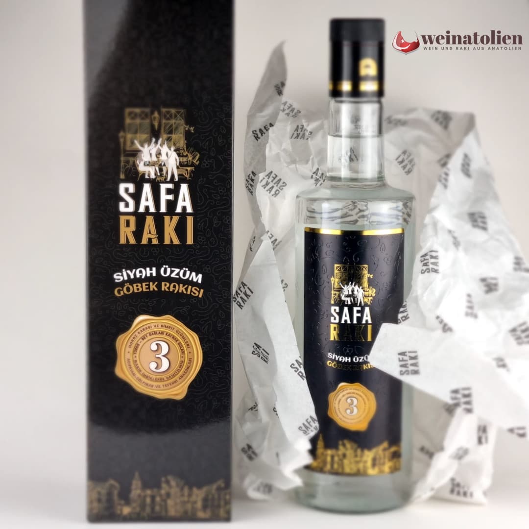 Safa Rakı Siyah Üzüm Göbek Rakısı