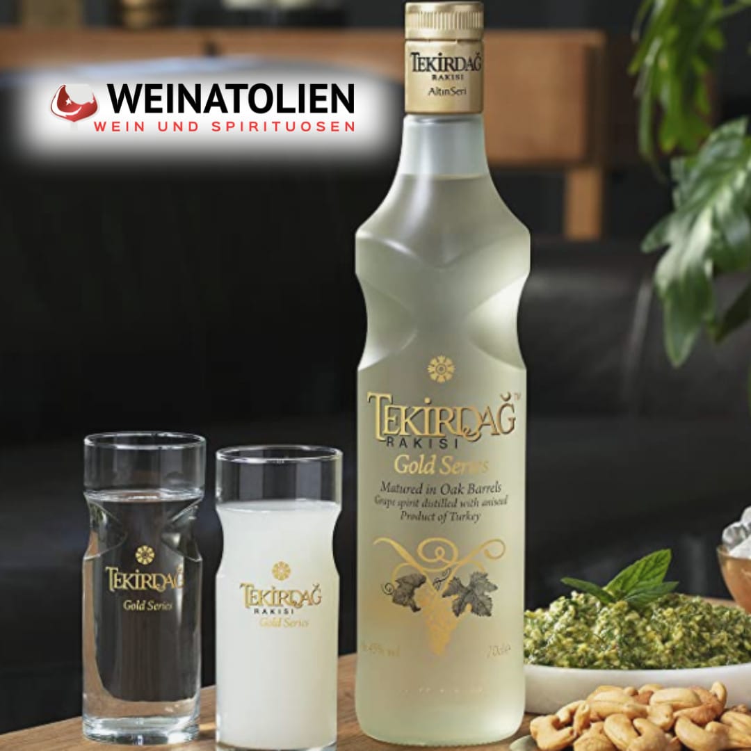 Tekirdağ Rakısı Gold Series mit zwei Rakıgläsern