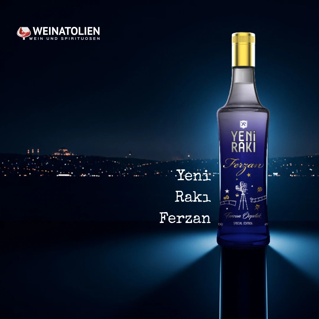 Yeni Rakı Ferzan Special Edition vor nächtlicher Istanbul-Kulisse